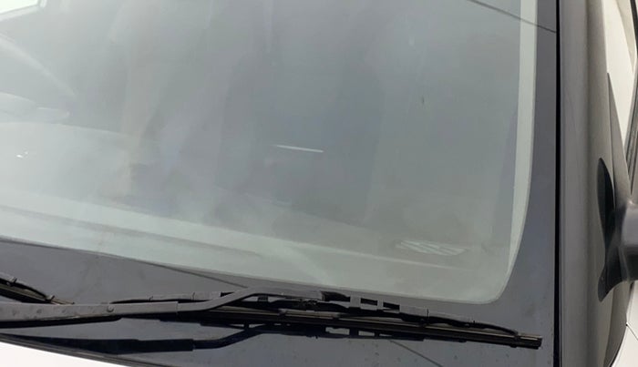 2016 Hyundai Creta SX PLUS AT 1.6 PETROL, Petrol, Automatic, 88,943 km, Front windshield - Minor spot on windshield