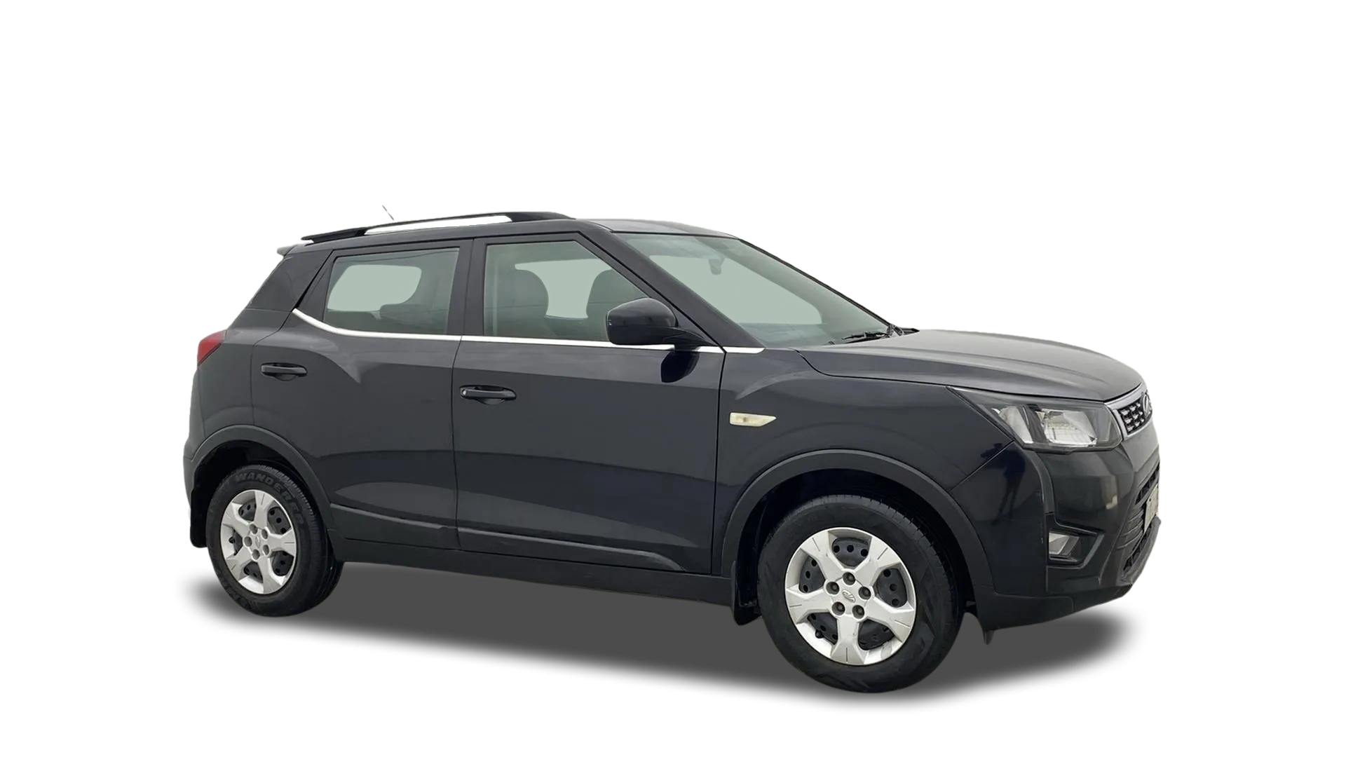 Mahindra XUV300-img