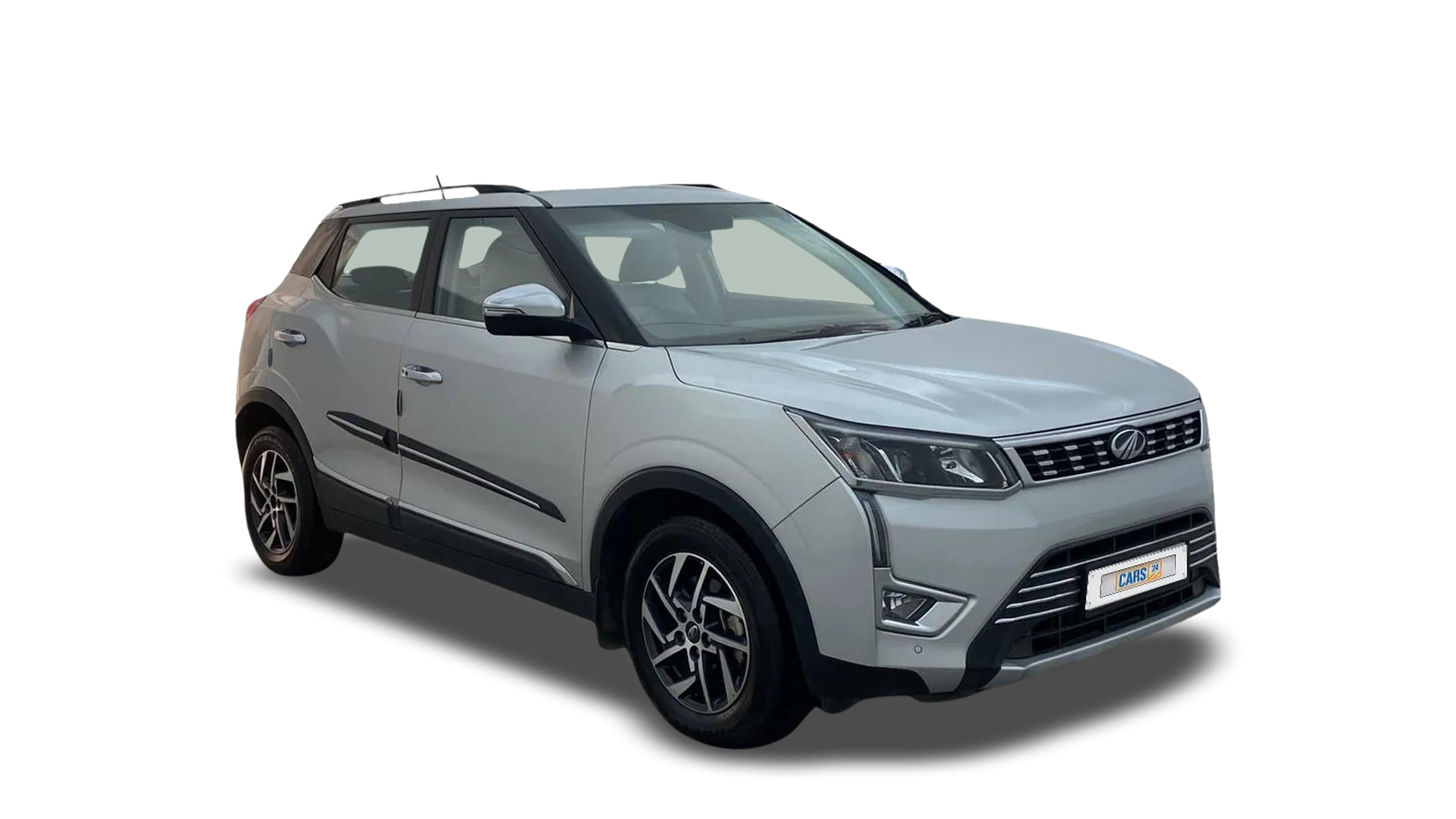 Mahindra XUV300-img