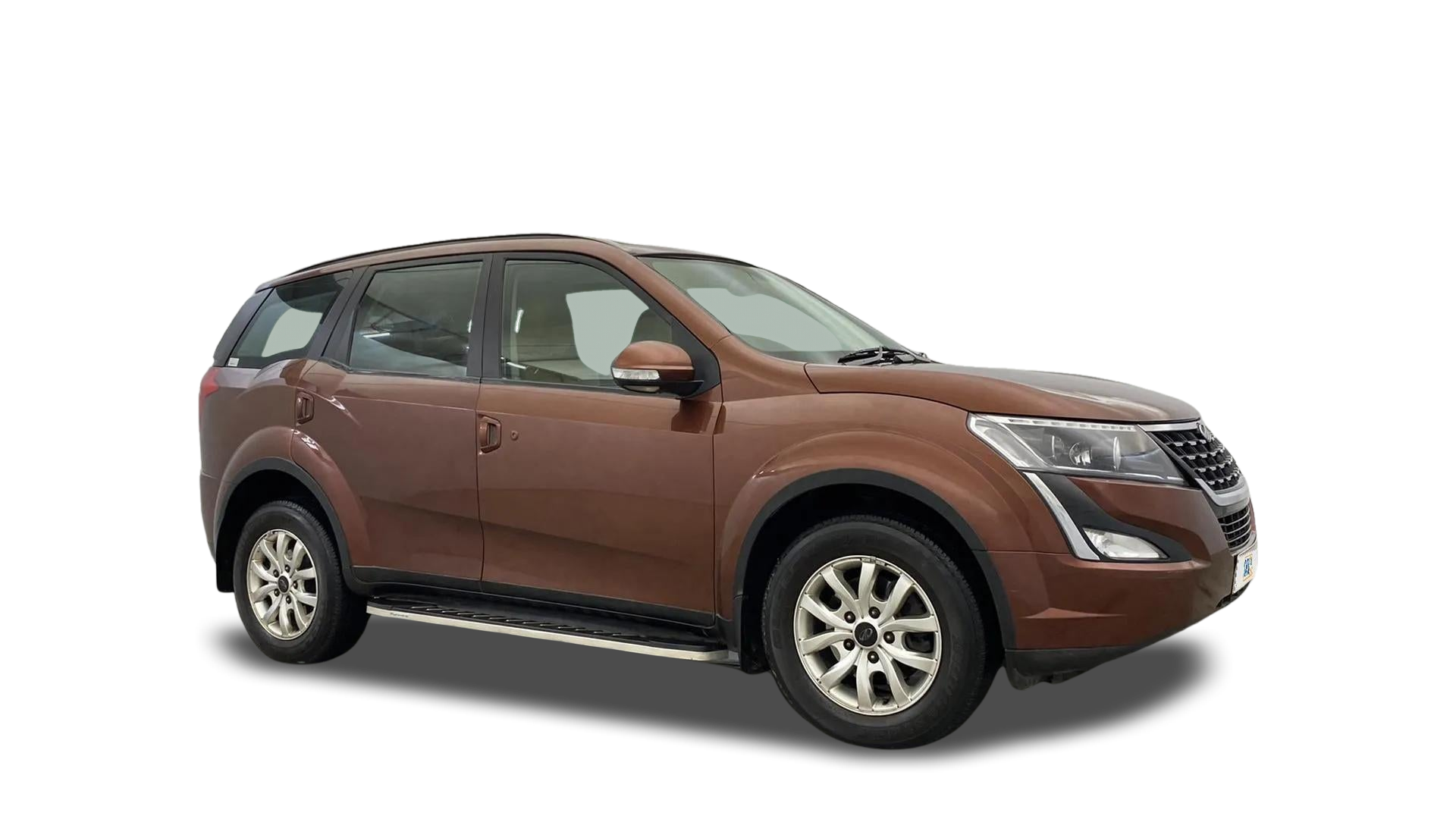 Mahindra XUV500-img