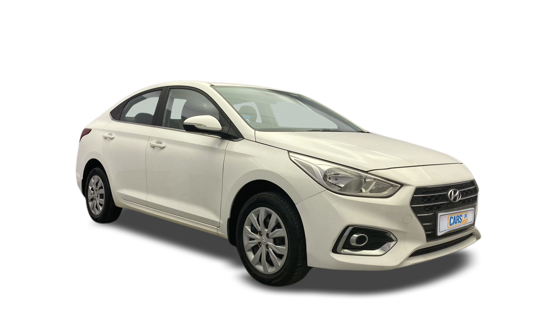 Hyundai Verna-img