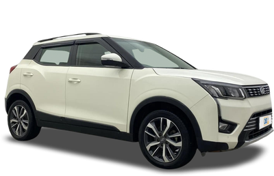 Mahindra XUV300-img