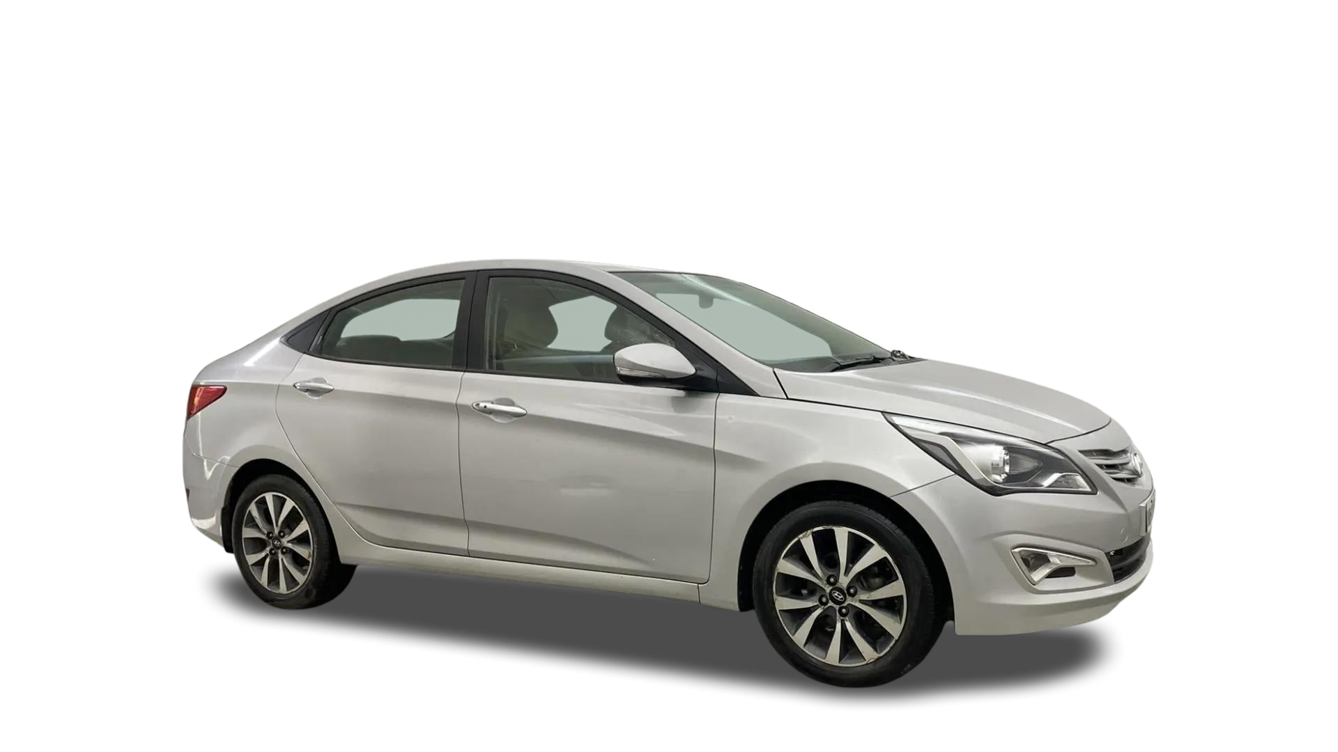 Hyundai Verna-img