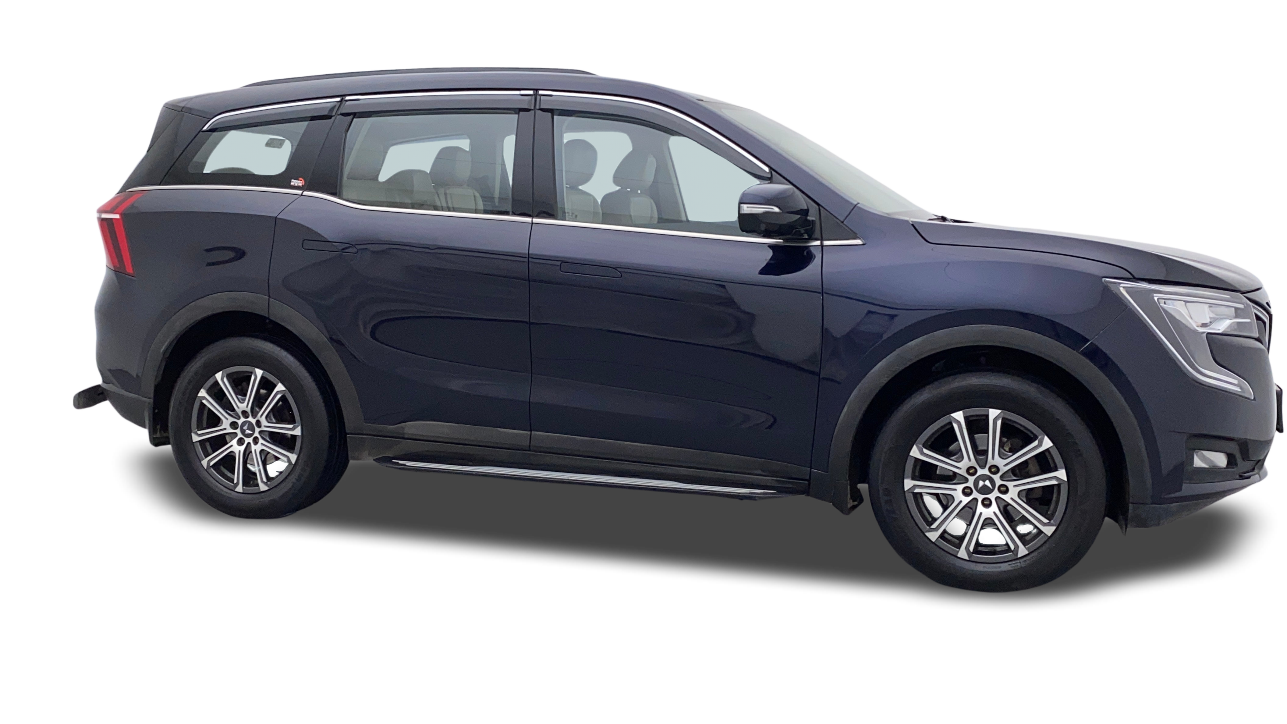 2023 Mahindra XUV700 - SUV - Diesel - Automatic - ₹23.57 lakh