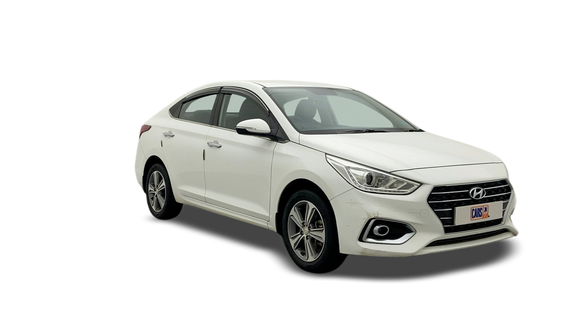 Hyundai Verna-img