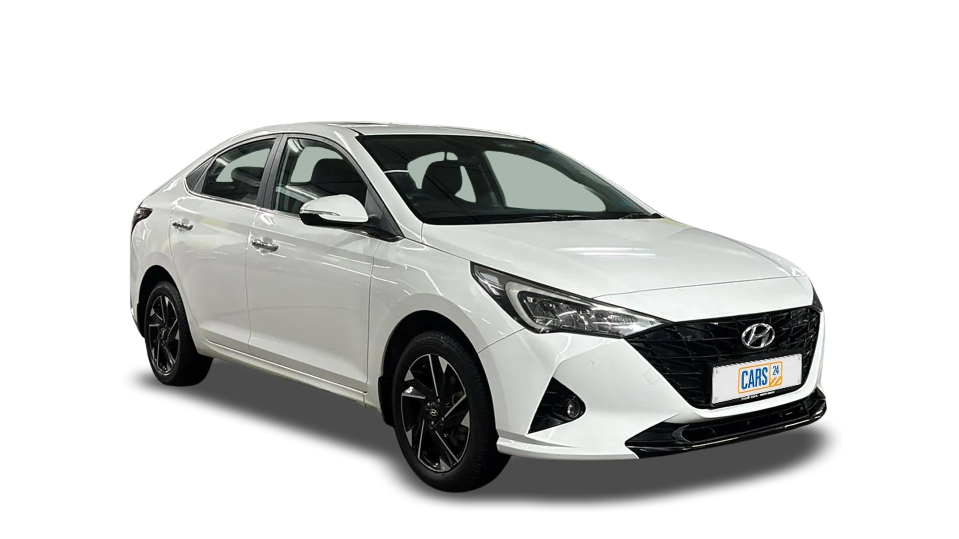 Hyundai Verna-img