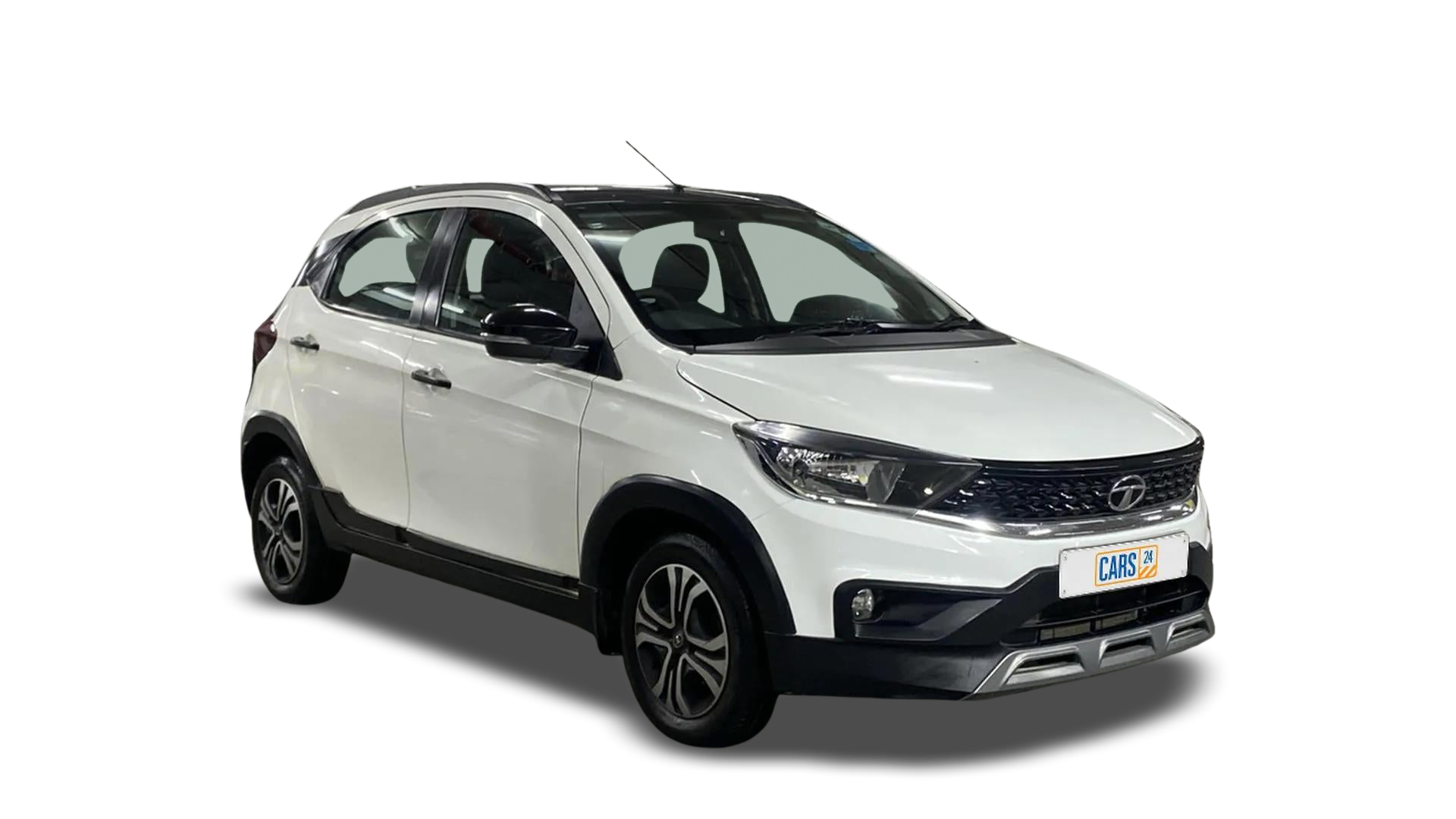 Tata TIAGO NRG-img