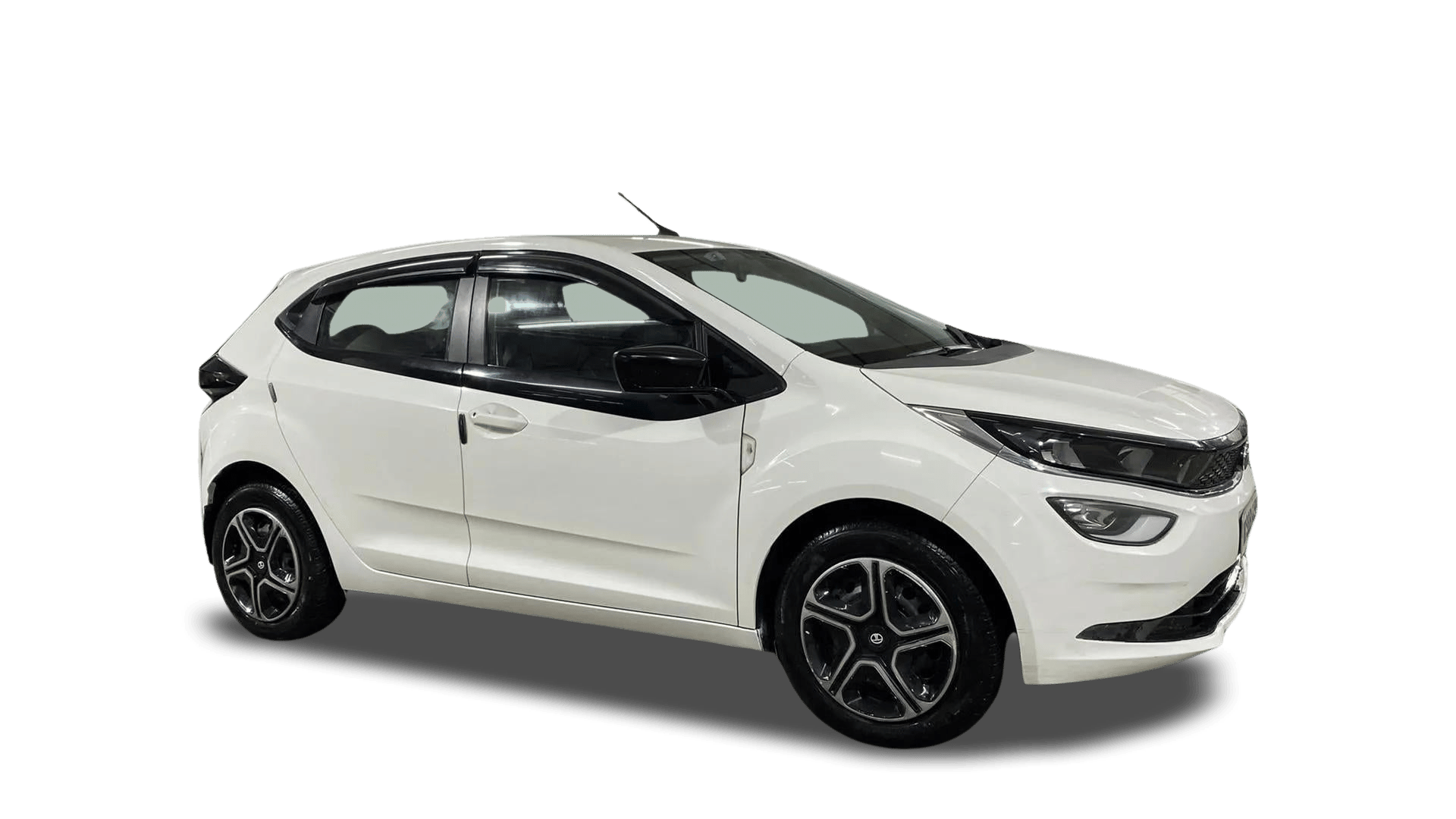 2021 Tata ALTROZ - Hatchback - Petrol - Manual - ₹4.51 lakh