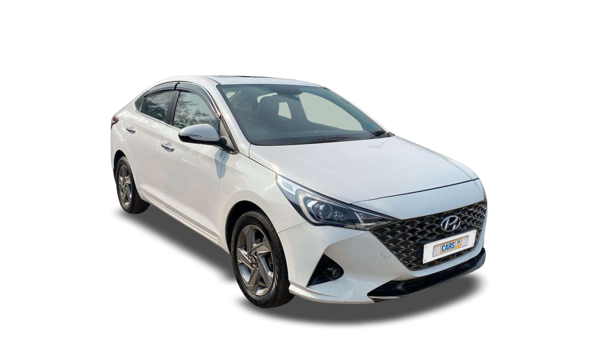 Hyundai Verna-img