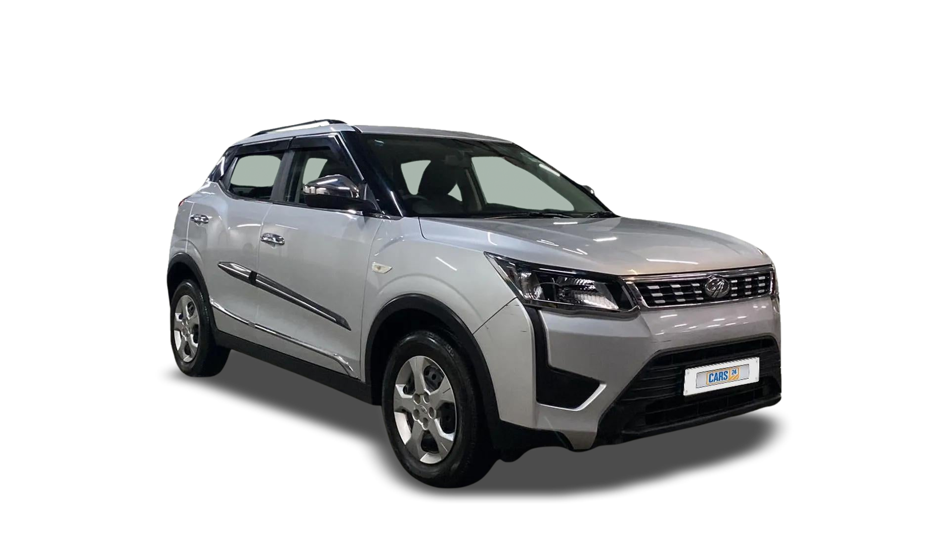 2021 Mahindra XUV300 - SUV - Petrol - Manual - ₹7.15 lakh