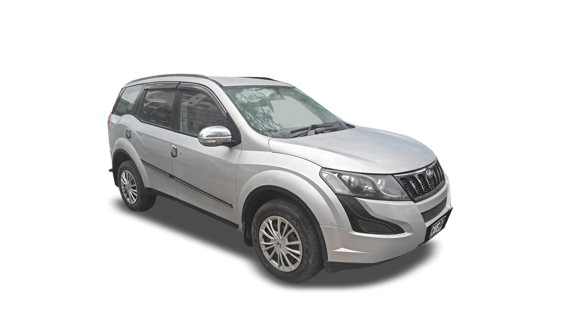 Mahindra XUV500-img