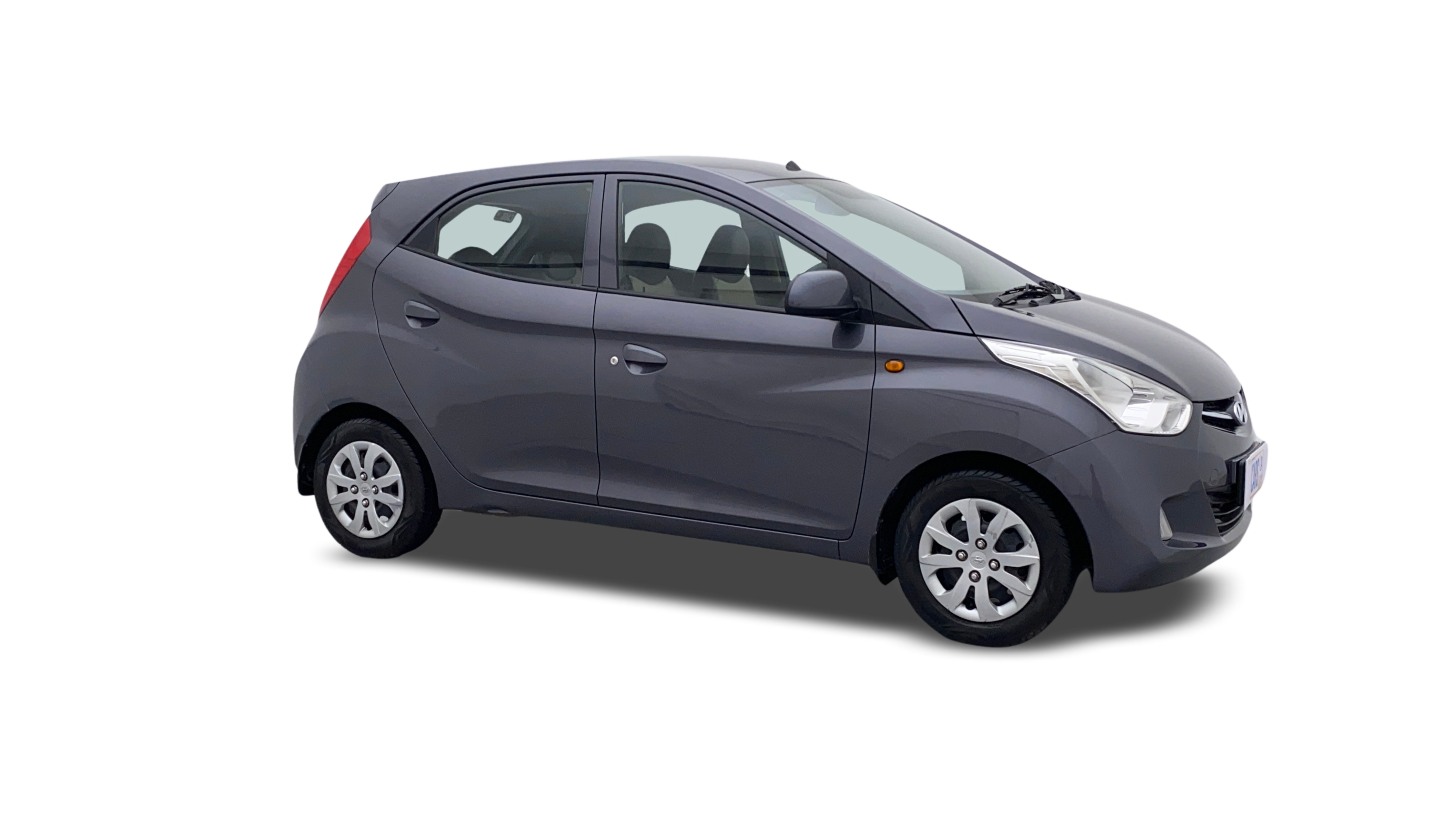 2016 Hyundai Eon - Hatchback - Petrol - Manual - ₹3.25 lakh