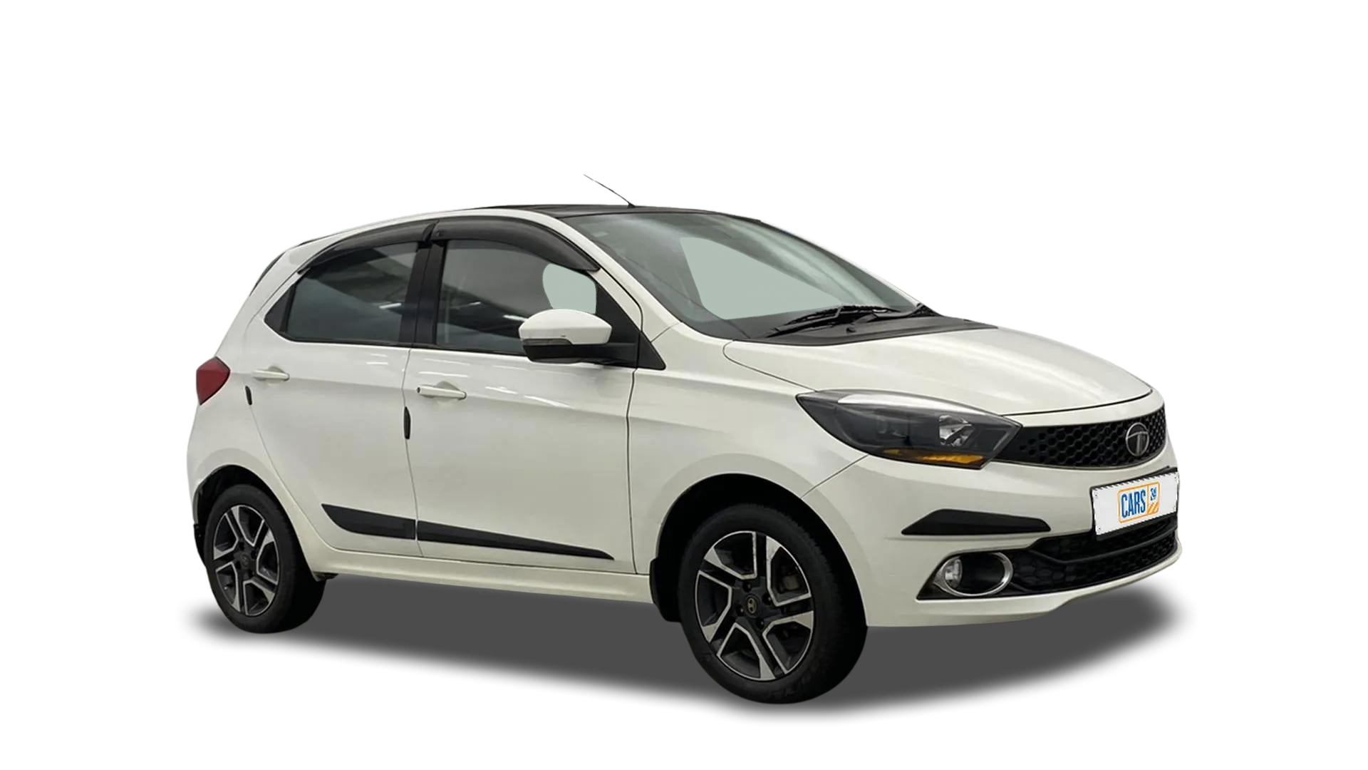 Tata Tiago-img