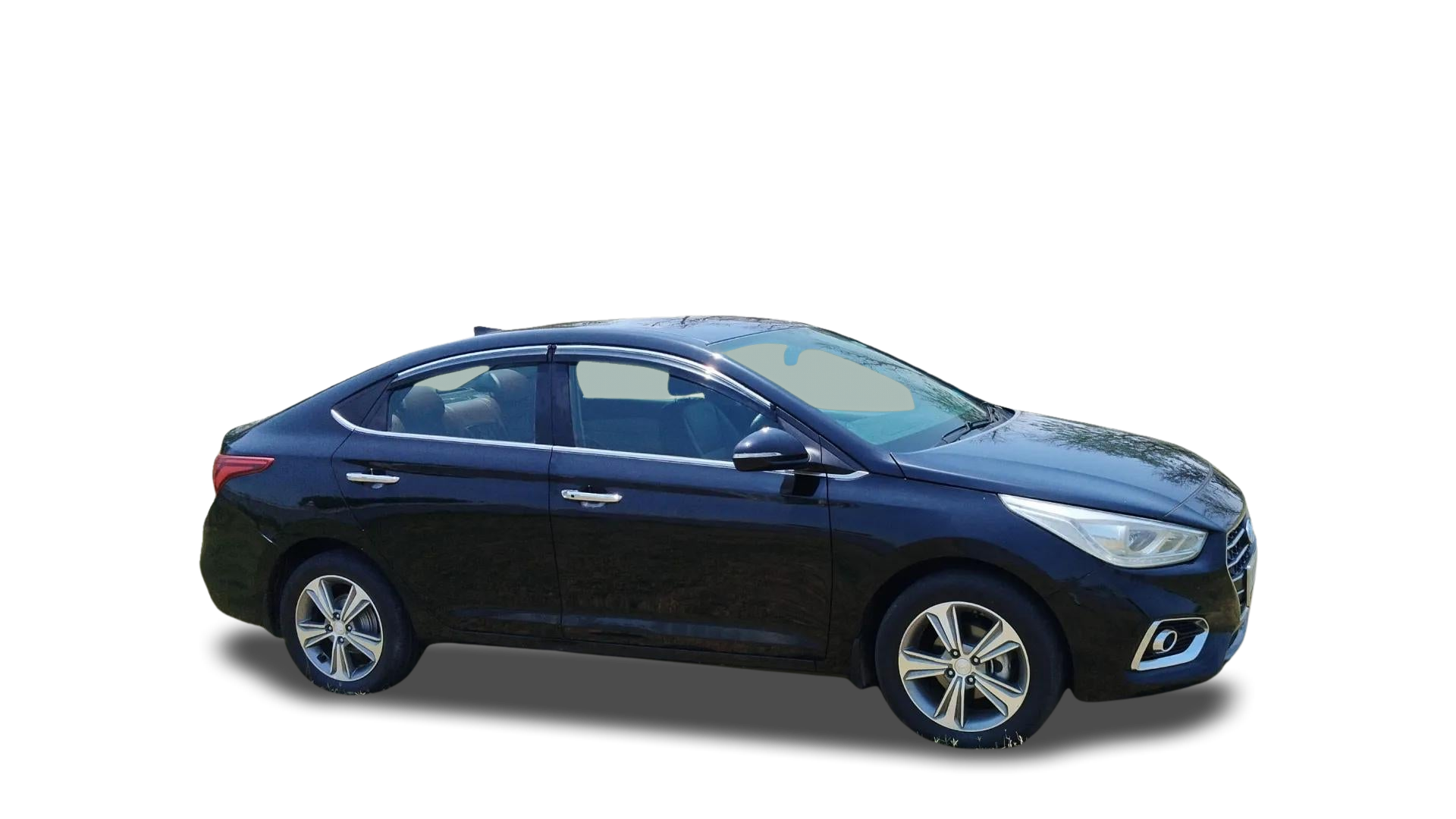 Hyundai Verna-img
