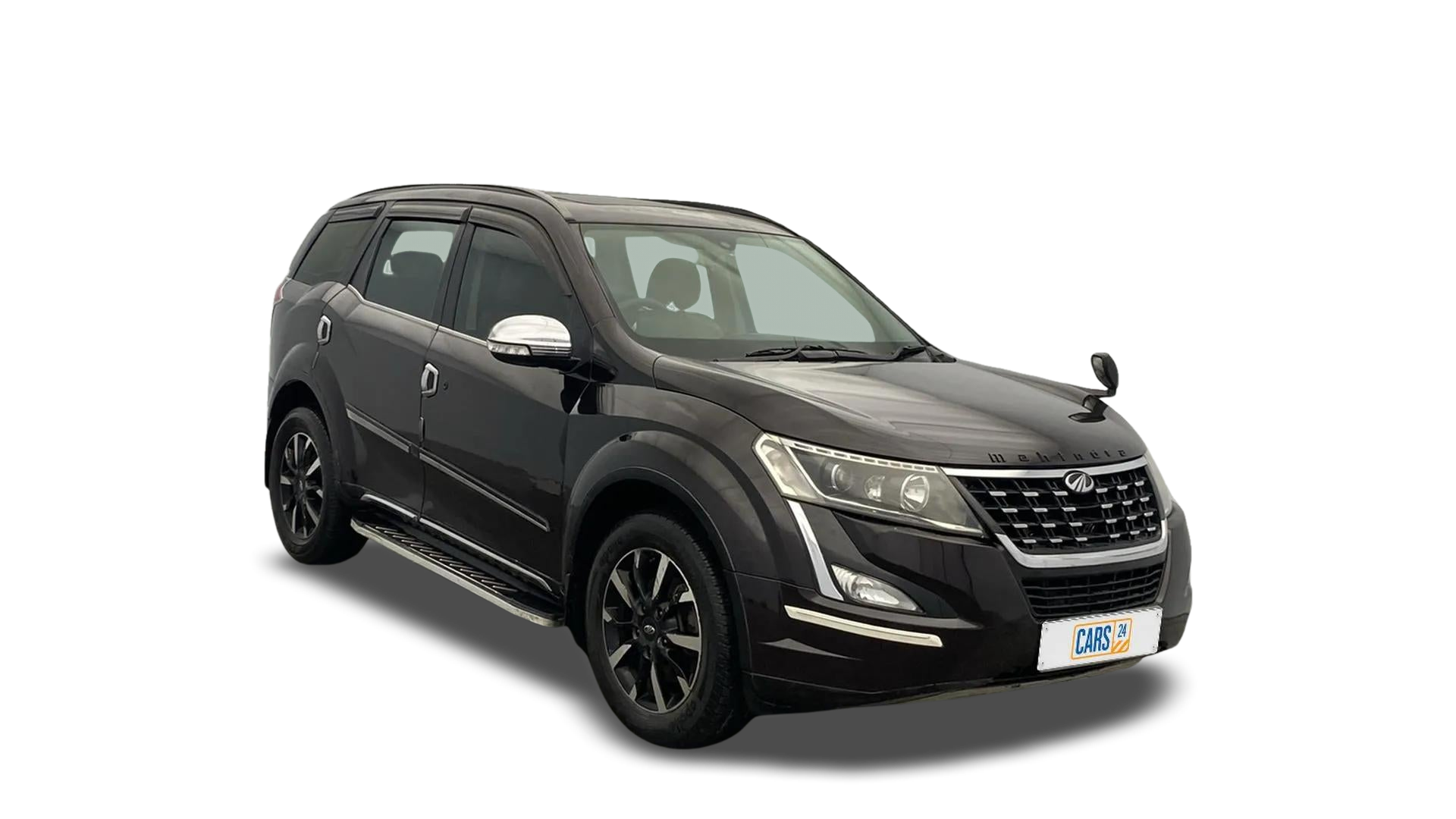 Mahindra XUV500-img