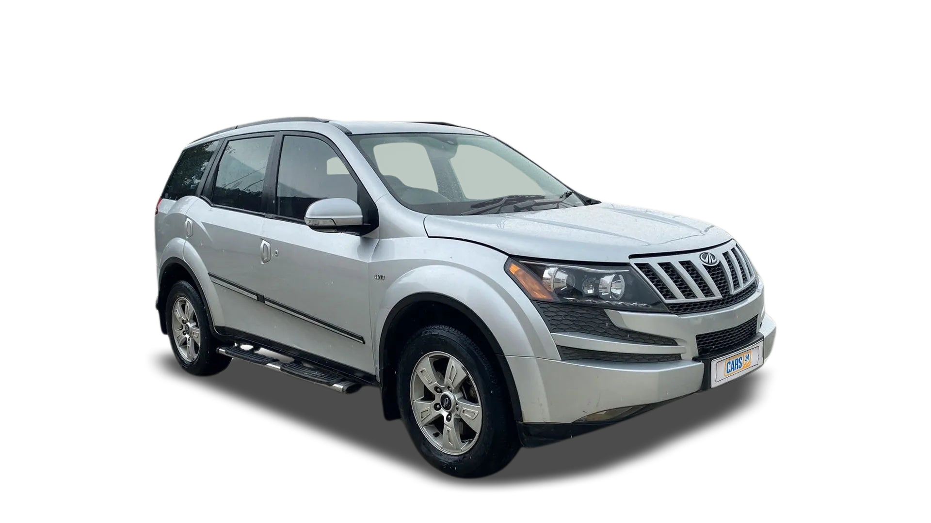 Mahindra XUV500-img