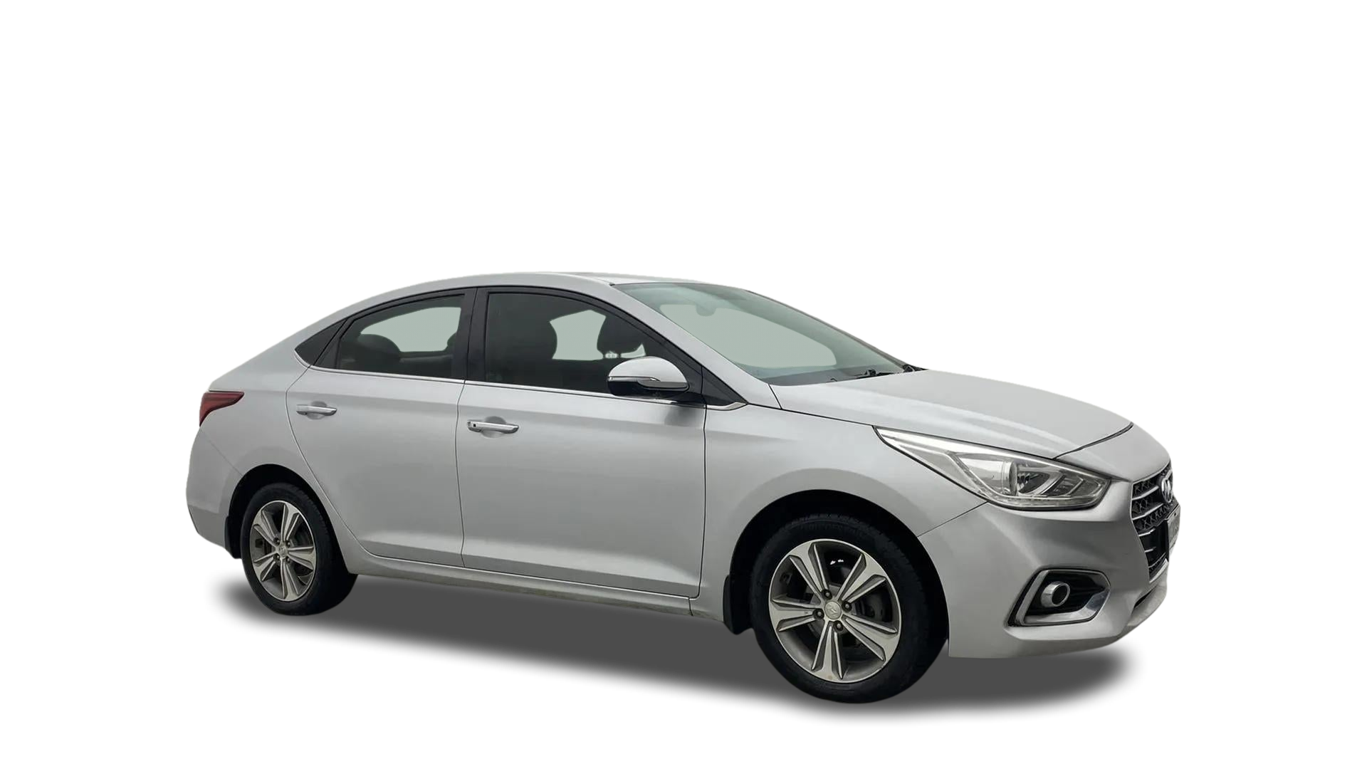 Hyundai Verna-img