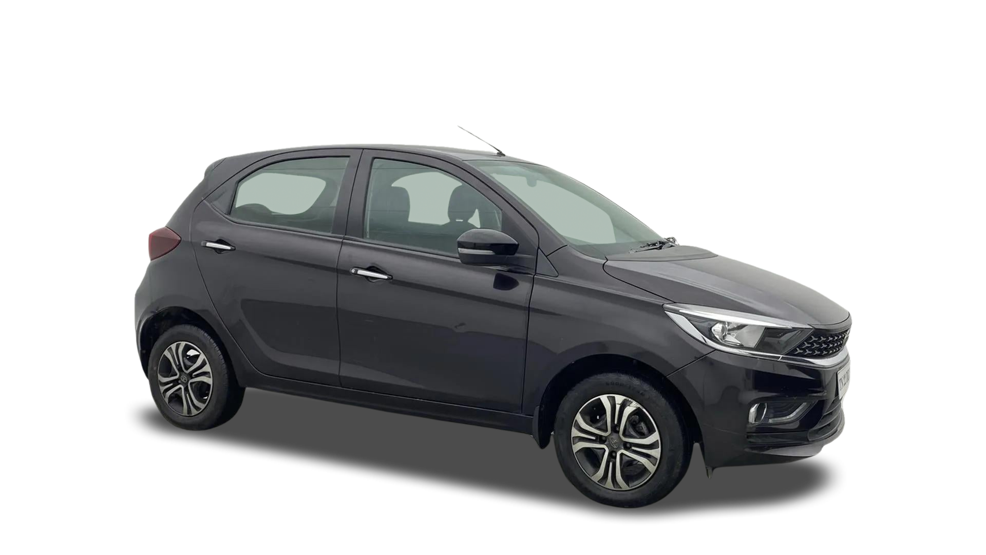 Tata Tiago-img