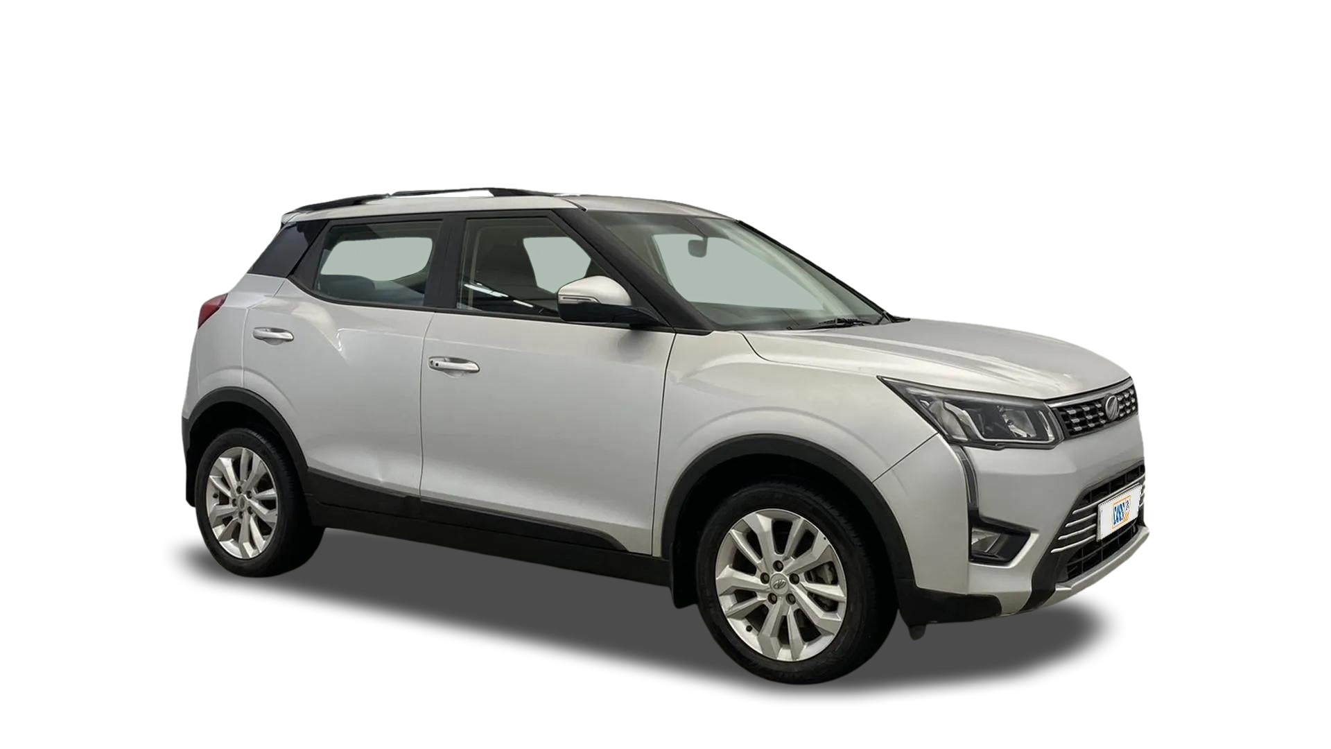 2022 Mahindra XUV300 - SUV - Diesel - Manual - ₹8.69 lakh