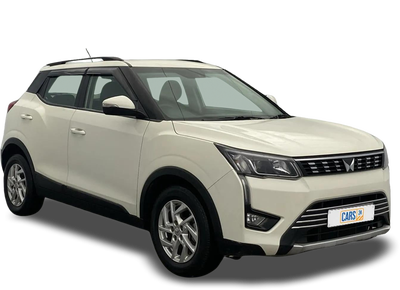 Mahindra XUV300-img