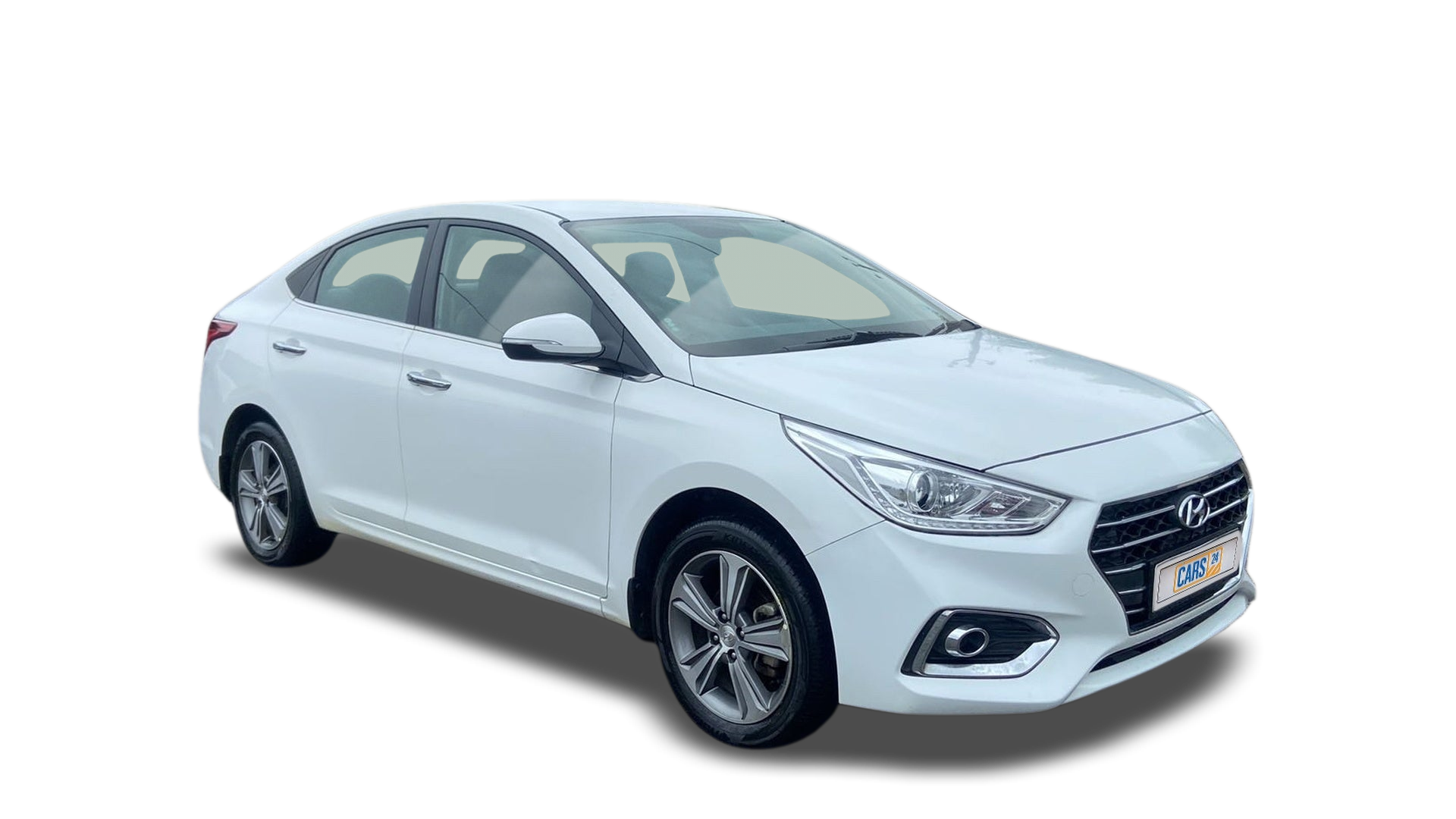 Hyundai Verna-img