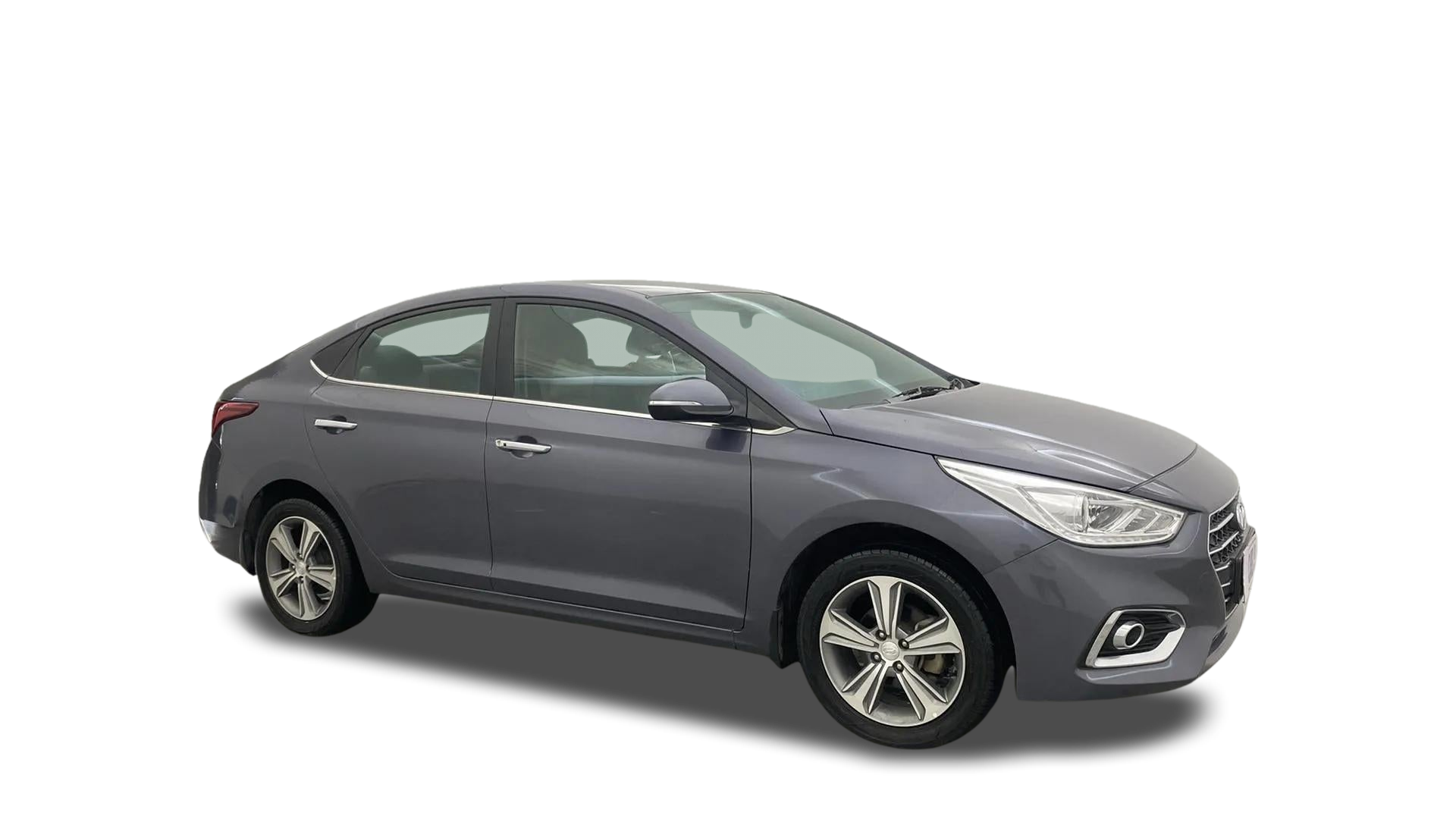 Hyundai Verna-img