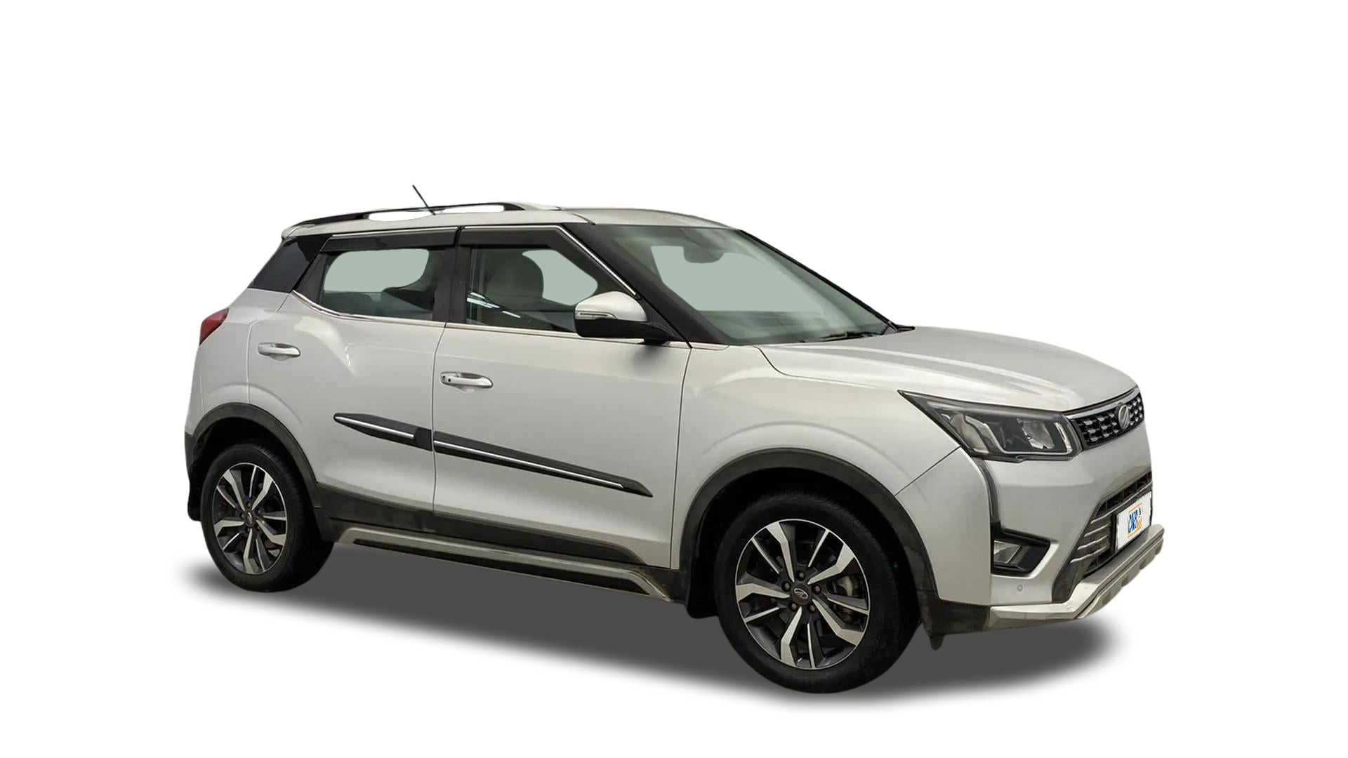 2019 Mahindra XUV300 - SUV - Petrol - Manual - ₹6.86 lakh