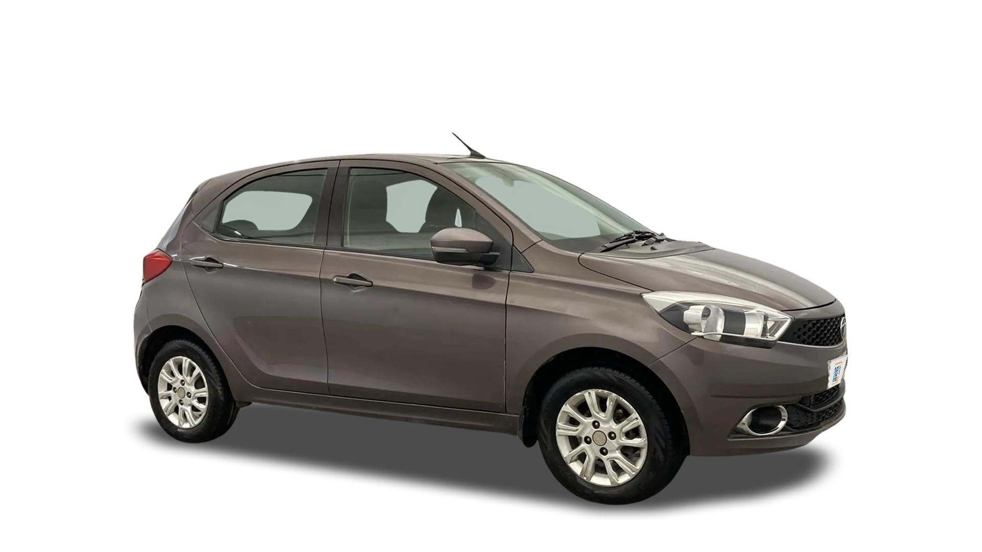 Tata Tiago-img