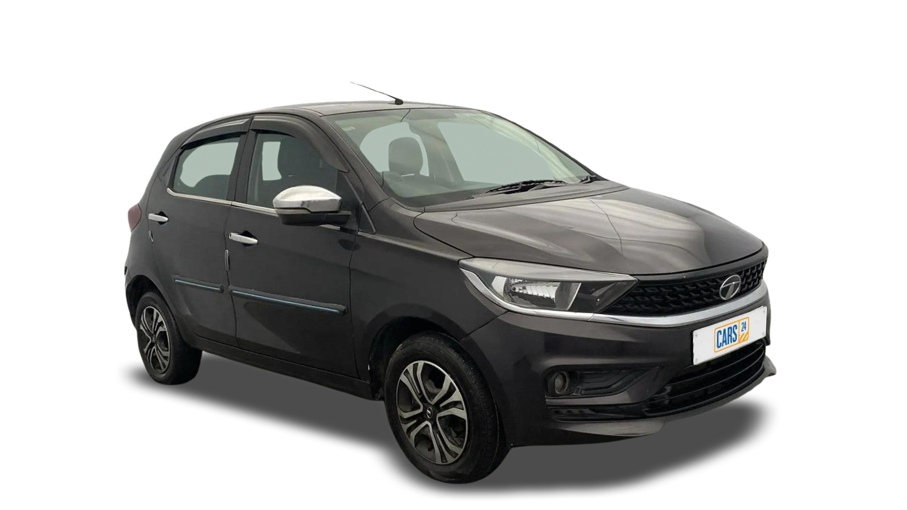 Tata Tiago-img