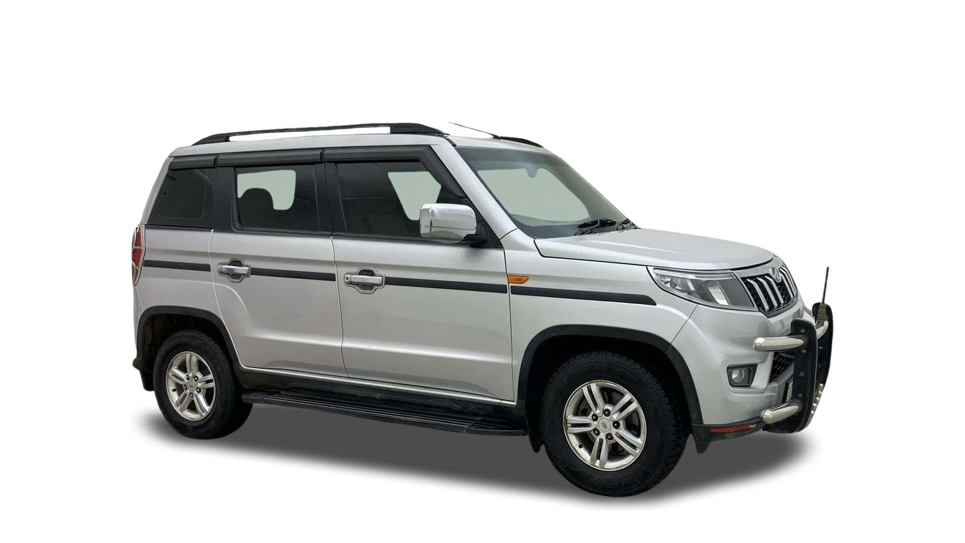 Mahindra BOLERO NEO-img