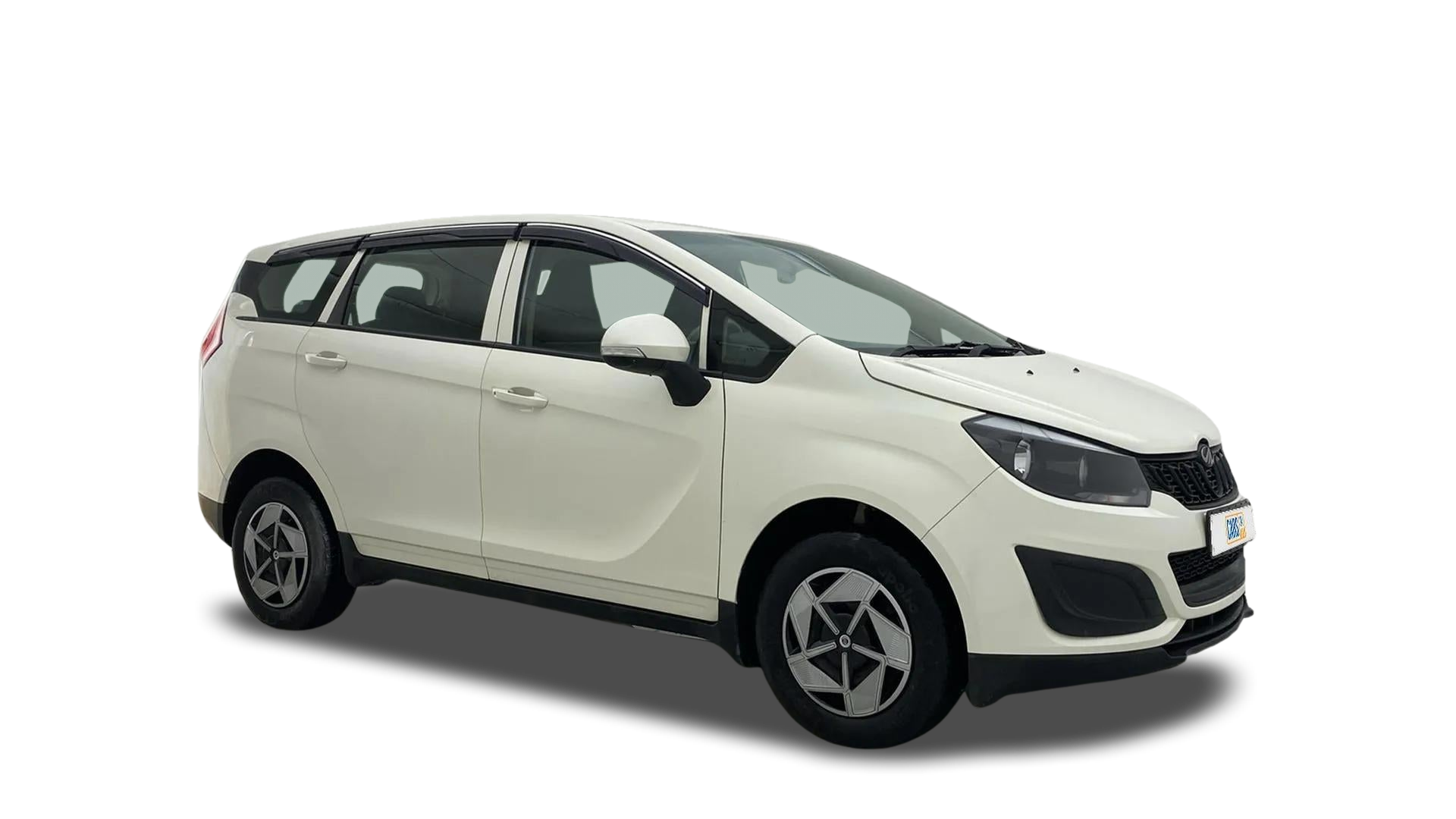 Mahindra MARAZZO-img