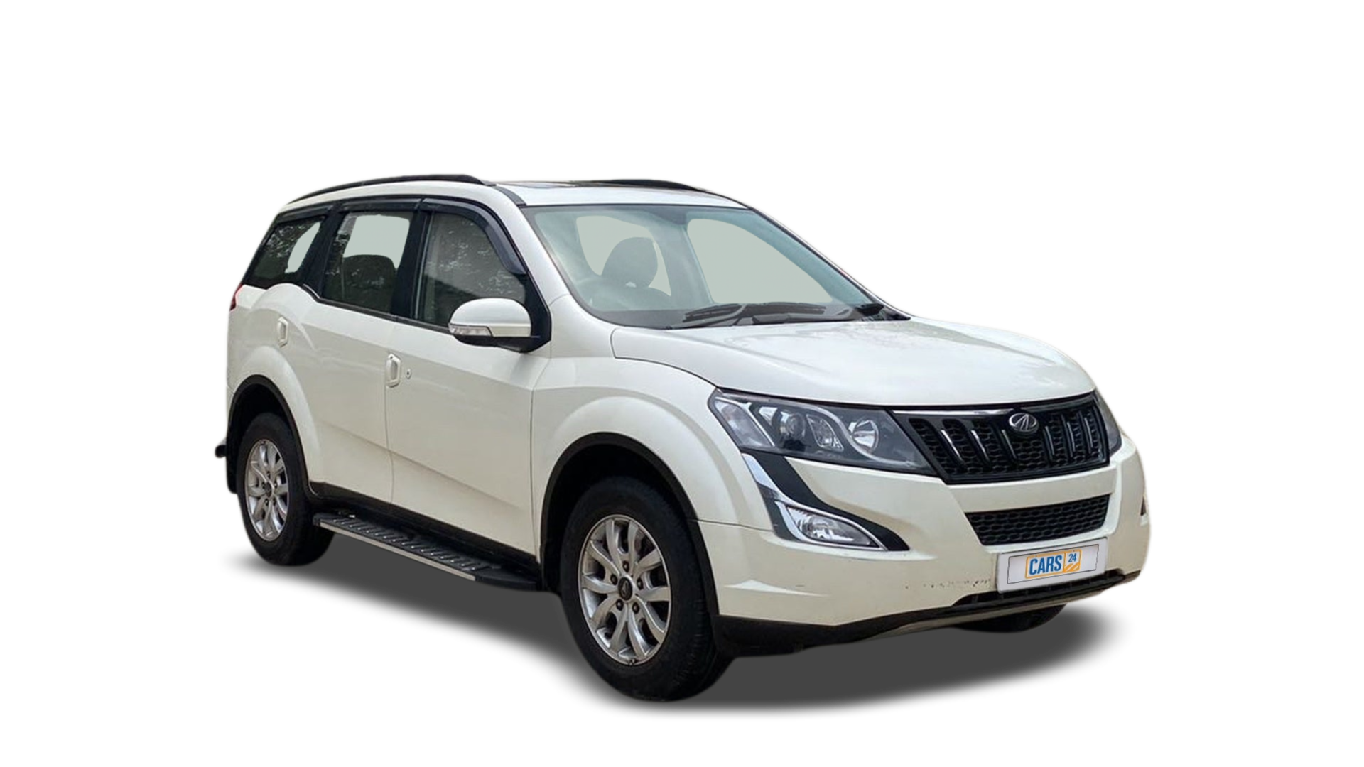 Mahindra XUV500-img