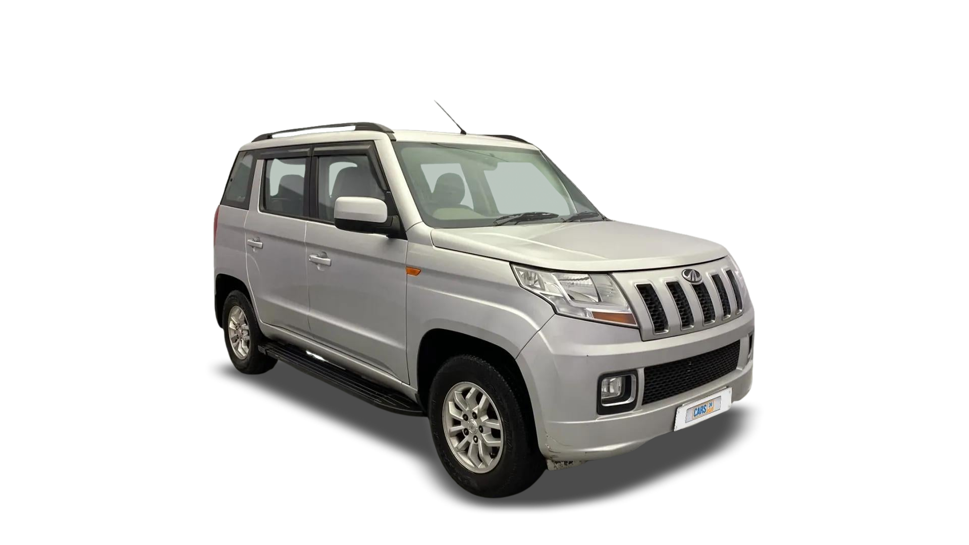 Mahindra TUV300-img