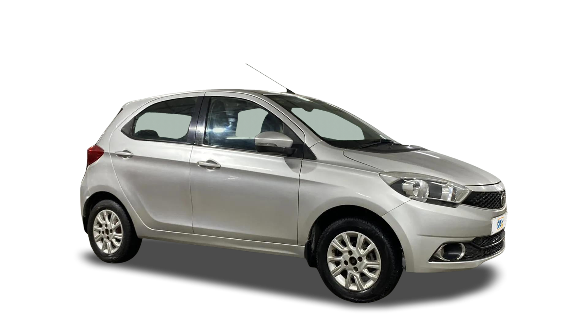 Tata Tiago-img