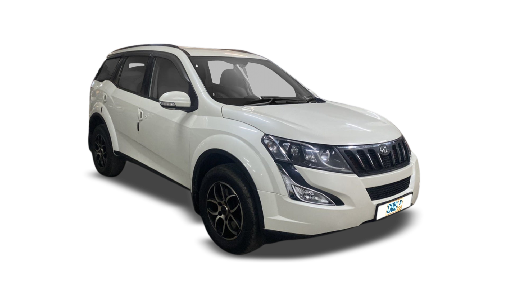 Mahindra XUV500-img