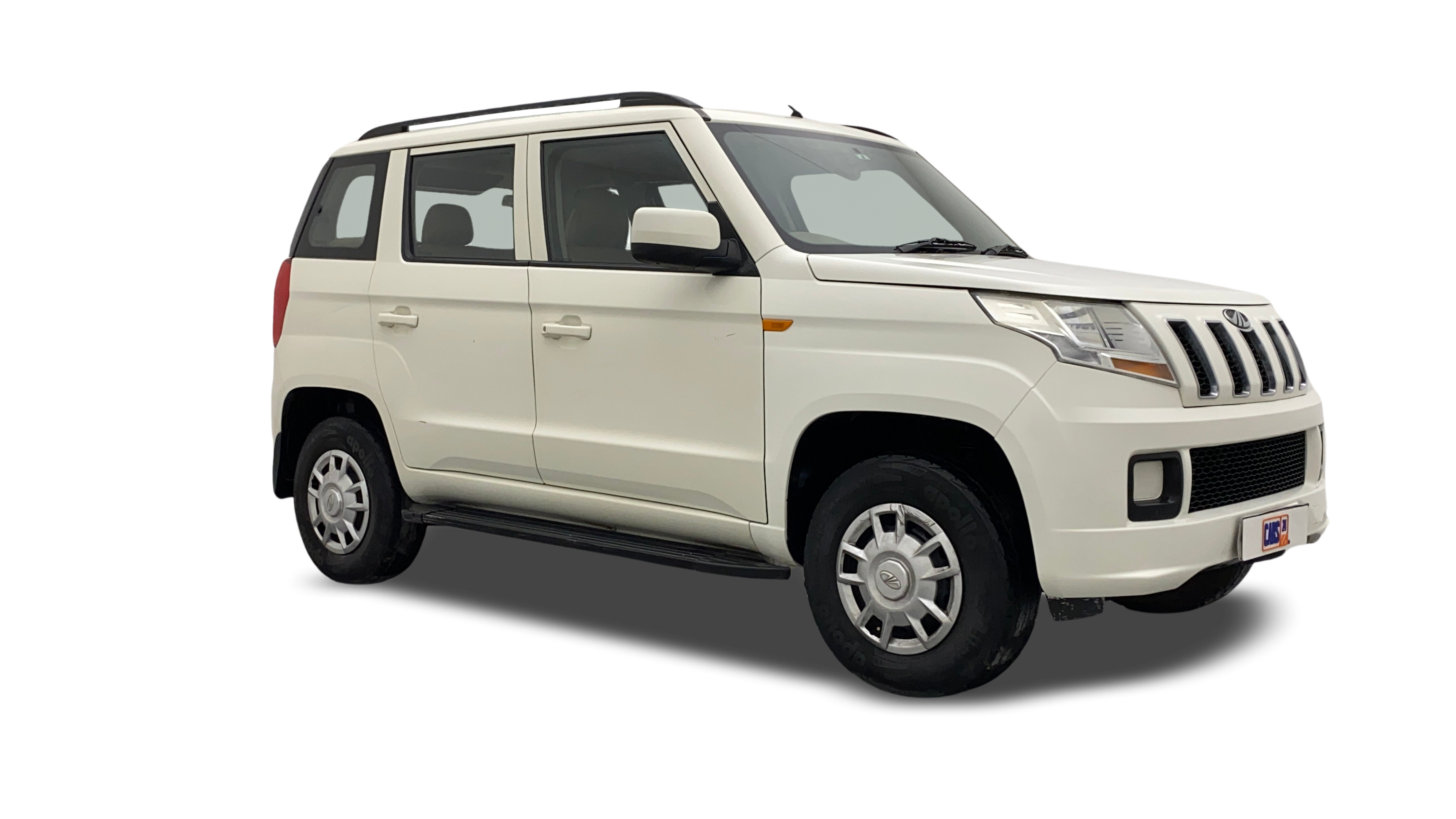 Mahindra TUV300-img