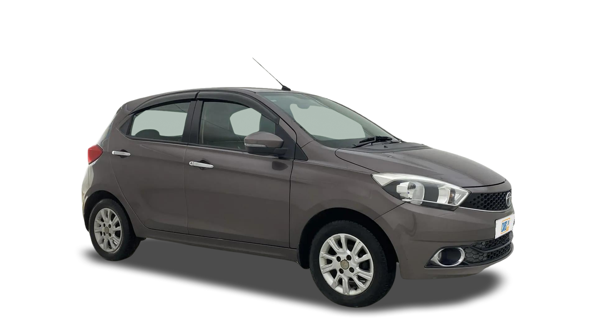 2017 Tata Tiago - Hatchback - Petrol - Manual - ₹3.45 lakh