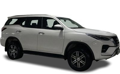 Toyota Fortuner-img