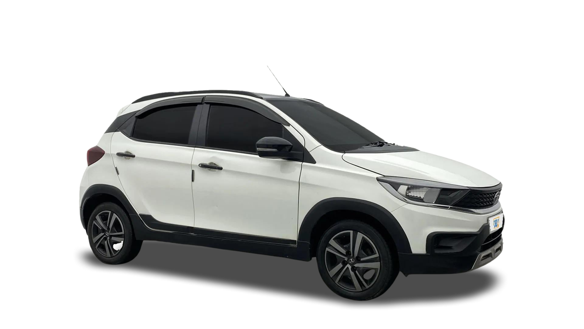 Tata TIAGO NRG-img