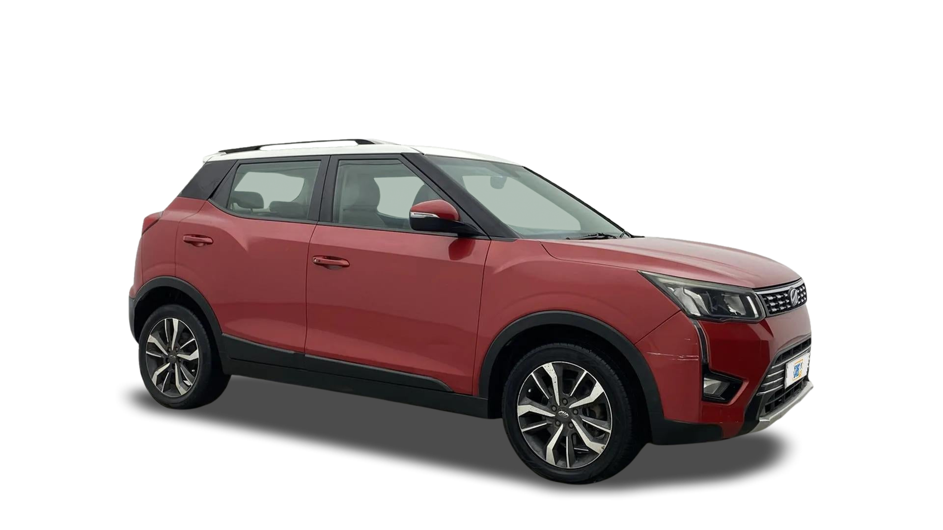 Mahindra XUV300-img