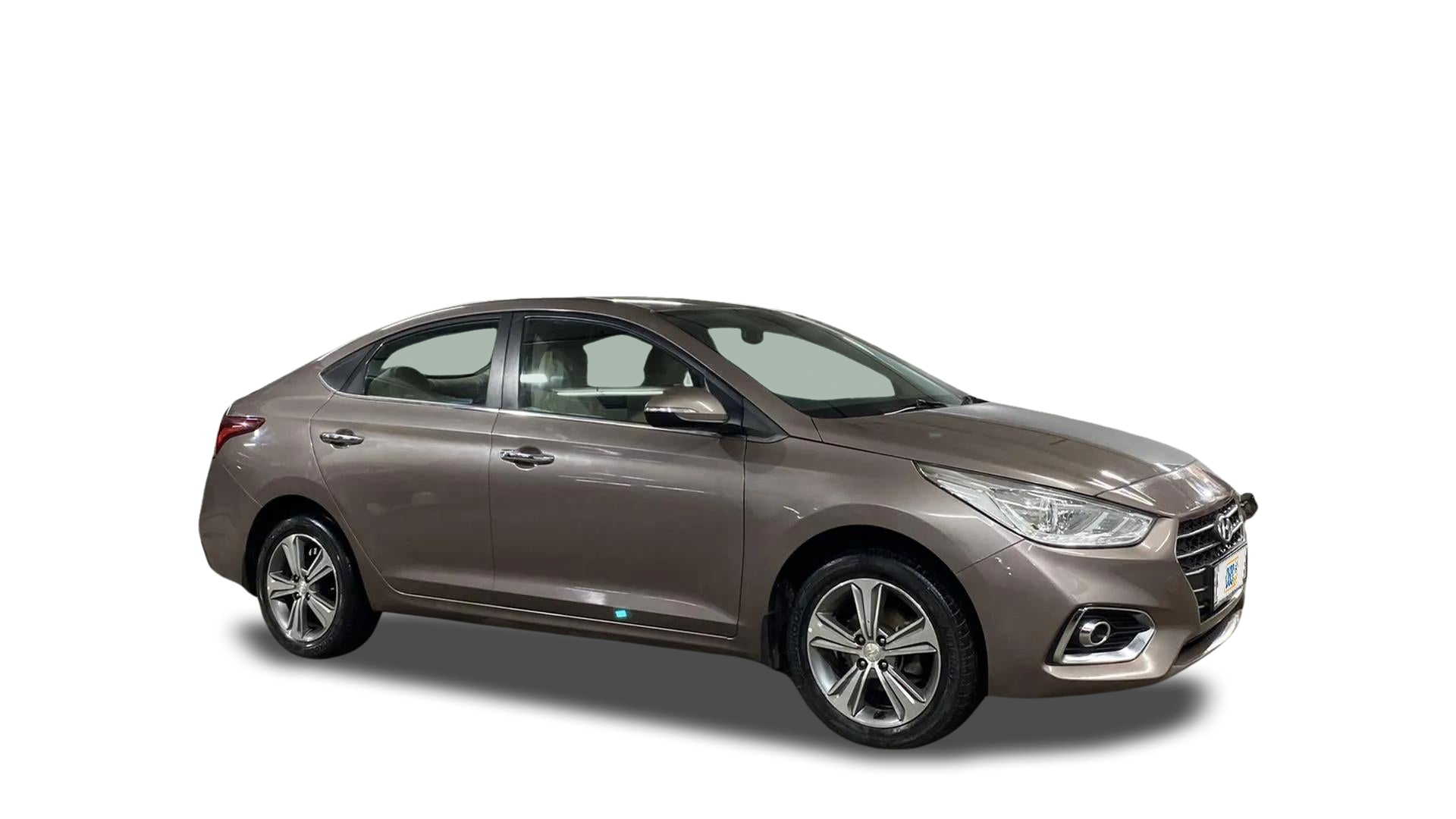 Hyundai Verna-img