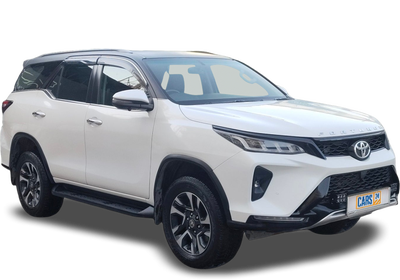 Toyota Fortuner-img