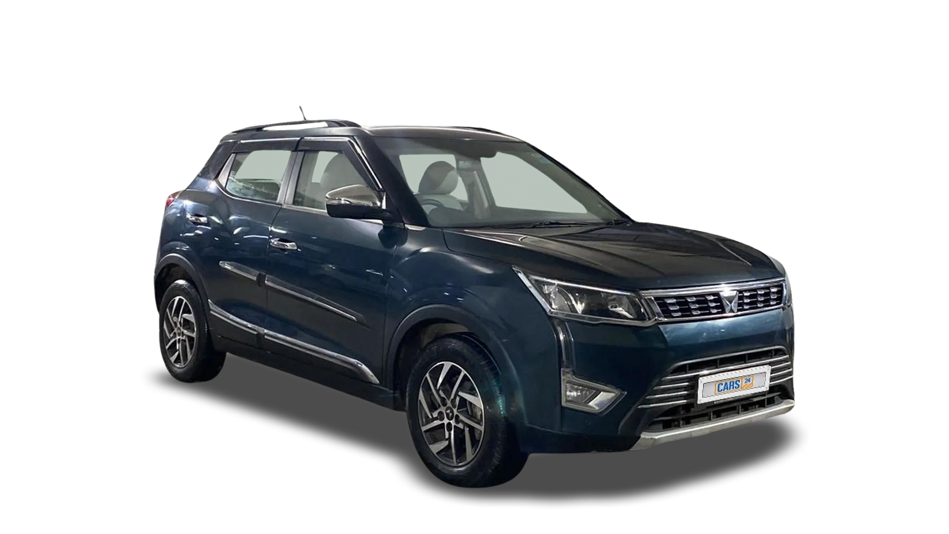 2023 Mahindra XUV300 - SUV - Petrol - Automatic - ₹10.38 lakh