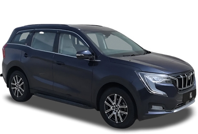 Mahindra XUV700-img
