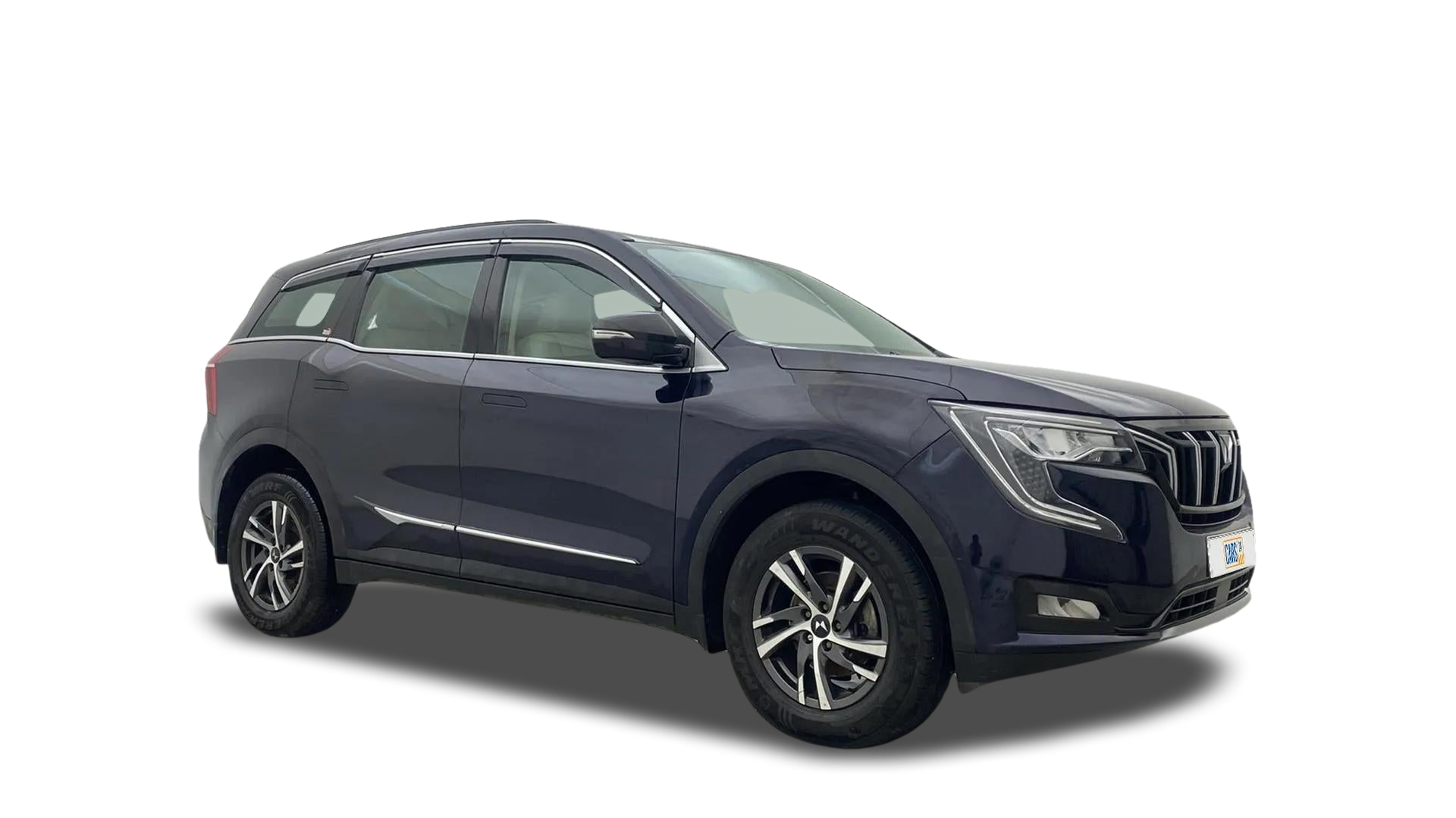 2024 Mahindra XUV700 - SUV - Diesel - Manual - ₹19.60 lakh
