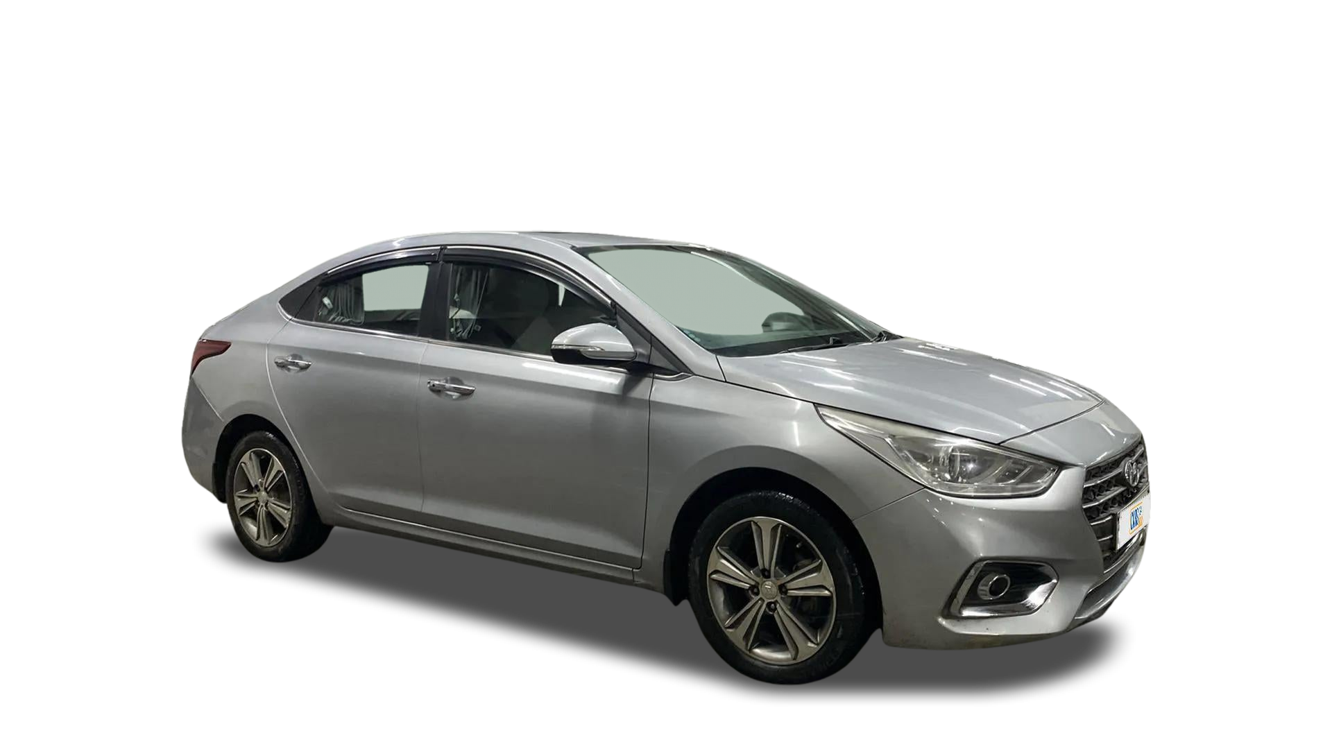 Hyundai Verna-img