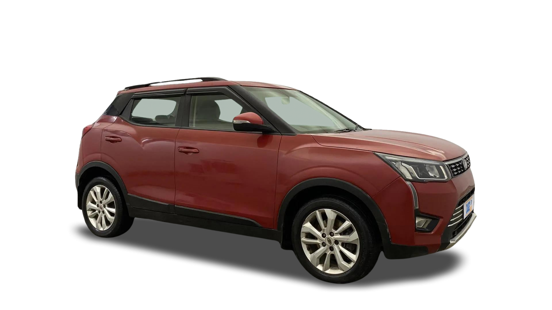 2019 Mahindra XUV300 - SUV - Petrol - Manual - ₹5.65 lakh
