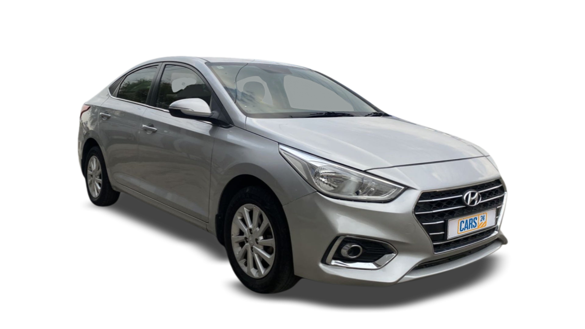 Hyundai Verna-img