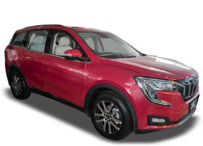 Mahindra XUV700-img