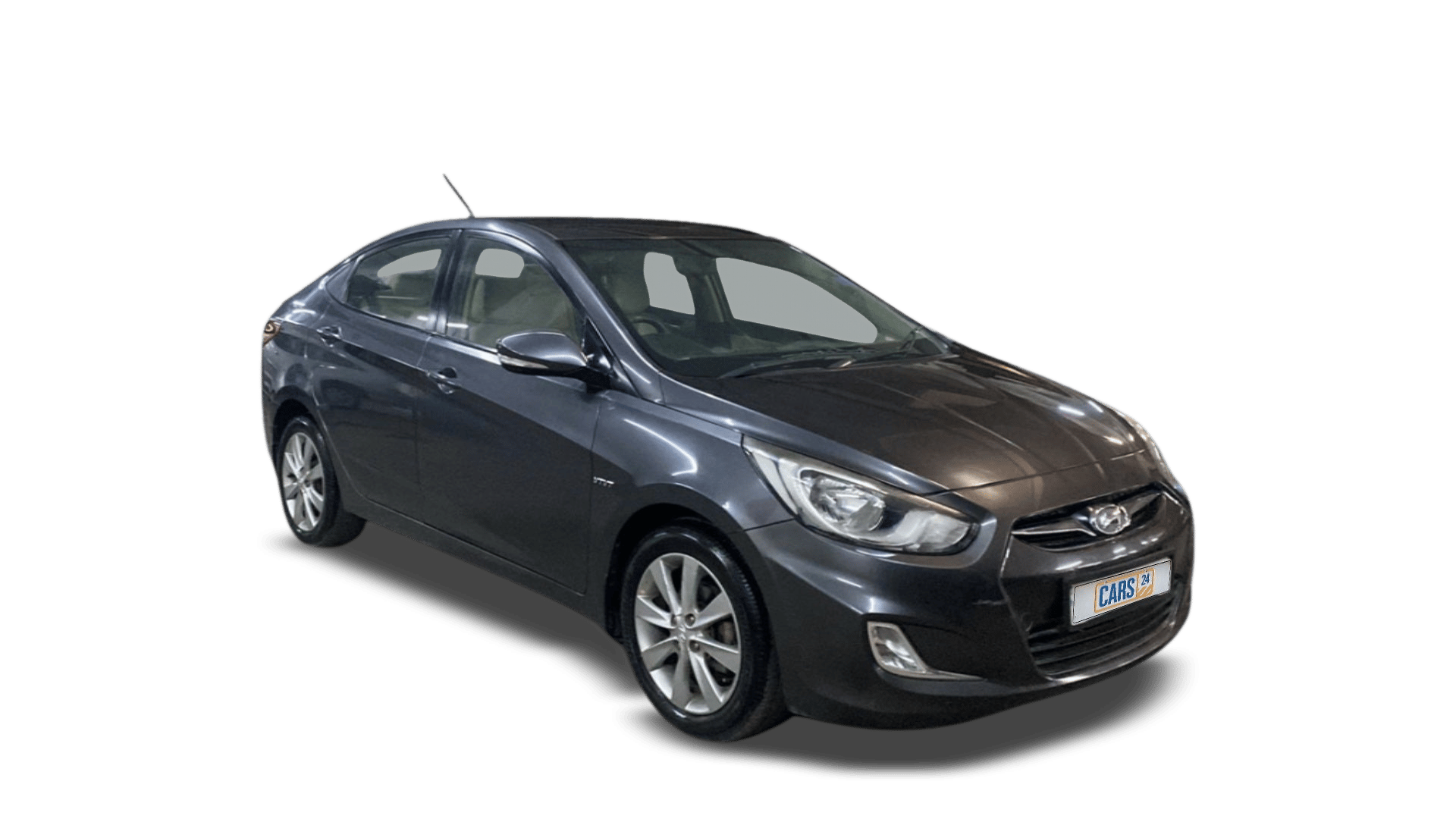 2013 Hyundai Verna - Sedan - Petrol - Manual - ₹3.97 lakh